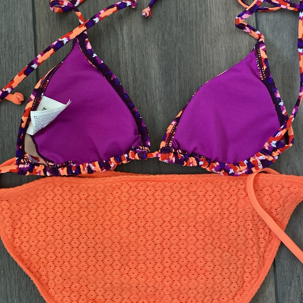 Old navy Bikini Swim Set - Picture 3 of 4